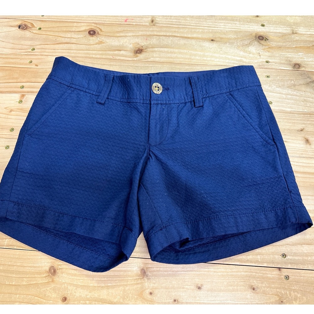 Lilly Pulitzer Women's Navy Textured Shorts Size 0